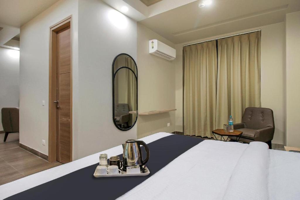 Hotel The Golf 1 Lucknow Dış mekan fotoğraf