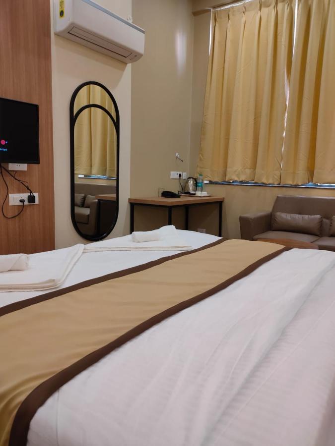 Hotel The Golf 1 Lucknow Dış mekan fotoğraf