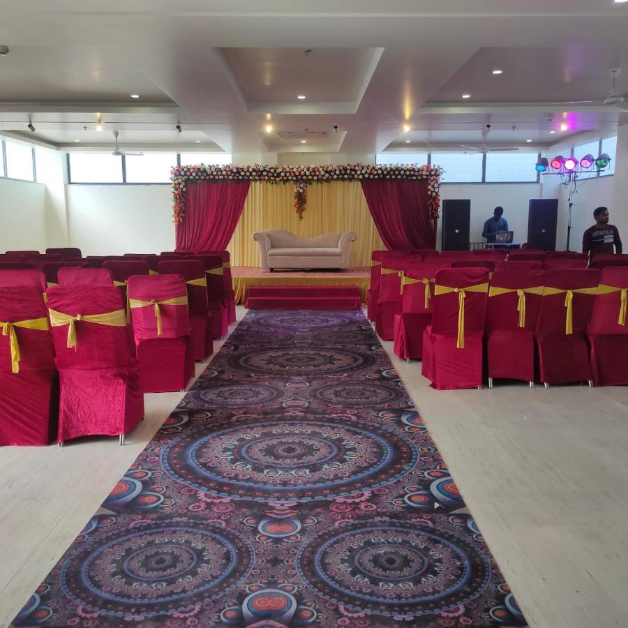 Hotel The Golf 1 Lucknow Dış mekan fotoğraf